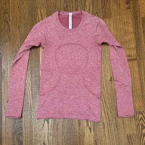 Lululemon Long Sleeved Swiftly, Size 4. Barely worn, like new condition.